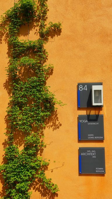 Yoga Gutschein, Yoga Saarbrücken, Yogastudio, Yoga Gruppenkurse, Online Yoga, Yoga Übung, Yoga Unterricht, Yoga Probestunde