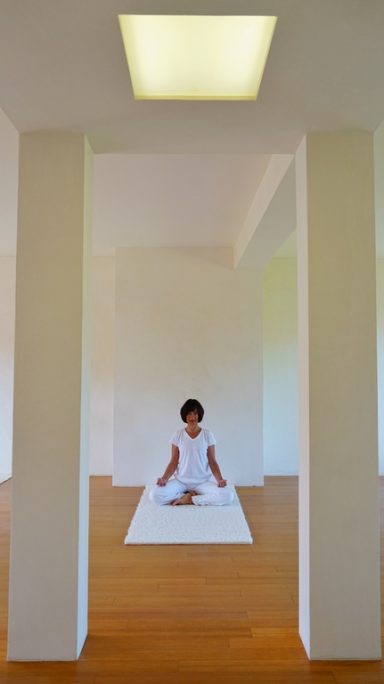 Yoga Gutschein, Yoga Saarbrücken, Yogastudio, Yoga Gruppenkurse, Online Yoga, Yoga Übung, Yoga Unterricht, Yoga Probestunde